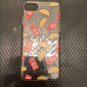 I’m selling my iPhone cases.